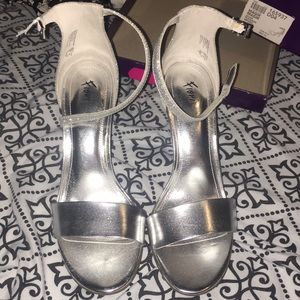 Sliver heels